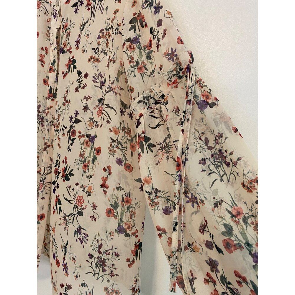 Lumière Floral Long-Sleeve Blouse With Button Front & Sheer Fabric Size L - Picture 3 of 6